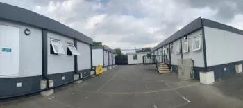 Single-Storey Hall / Administration
