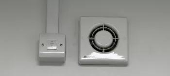 Extractor fan in the toilet