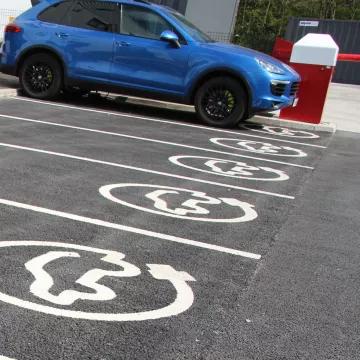 We are committed to reducing our environmental impacts and to improving biodiversity, recognising the importance of natural resources and the urgency of climate change.