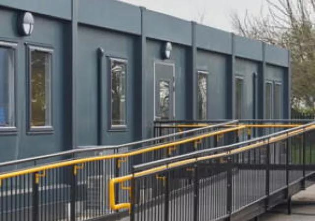 Temporary Staircases and Ramps at Thameside School