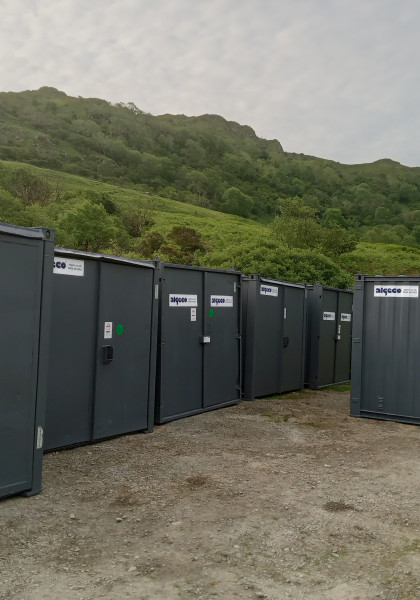 multiple containers on mount Snowden 